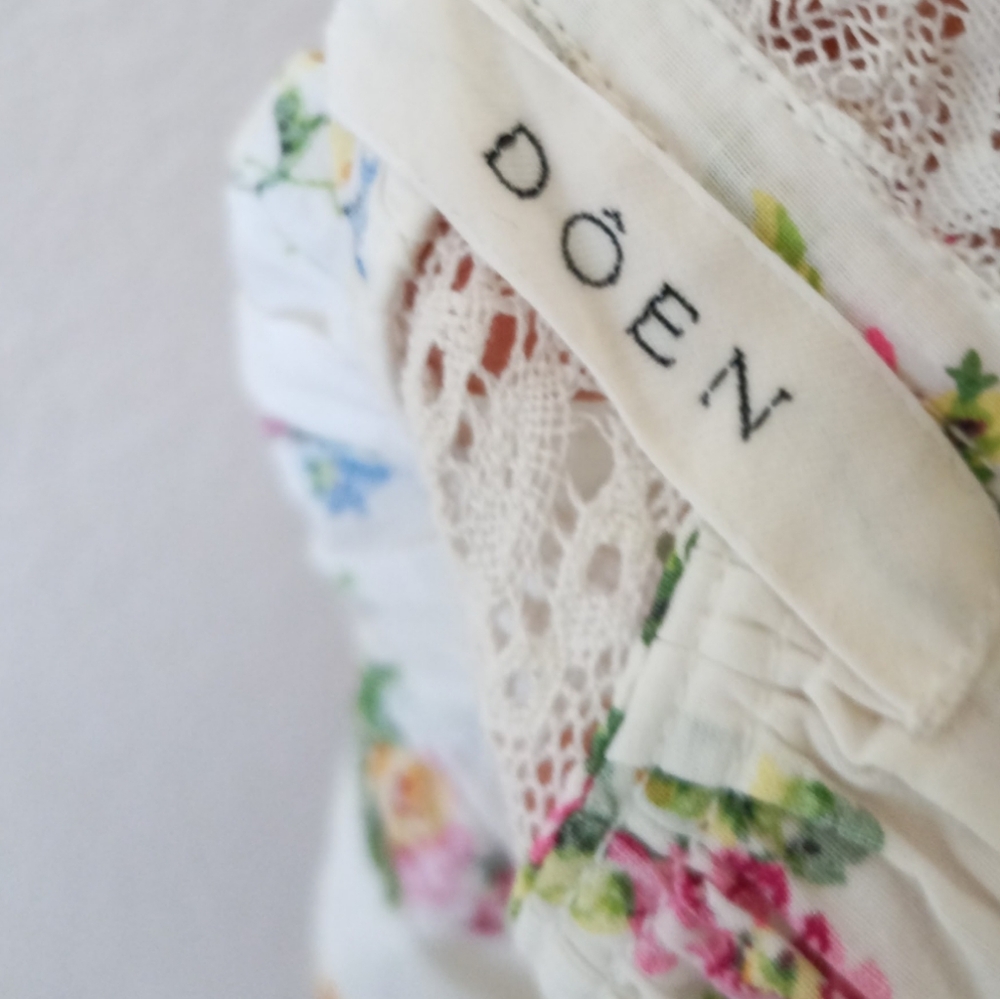 Doen Floral Blouse with Puff Sleeves - Picture 10 of 13
